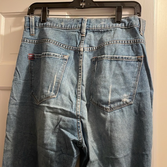 BDG Urban Outfitters Mom High Rise Jean Size 30W - Picture 2 of 2